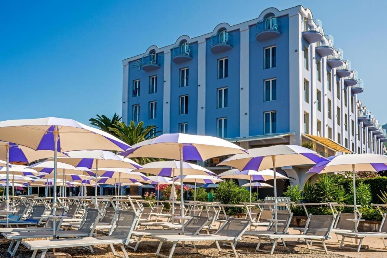 Hotel Palma Tivat Bagian luar foto